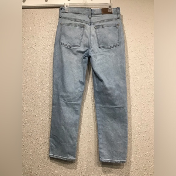 Madewell Wellingford Wash Mid-Rise Straight Jeans Size 27 Knee-Rip Edition Denim - Picture 6 of 8